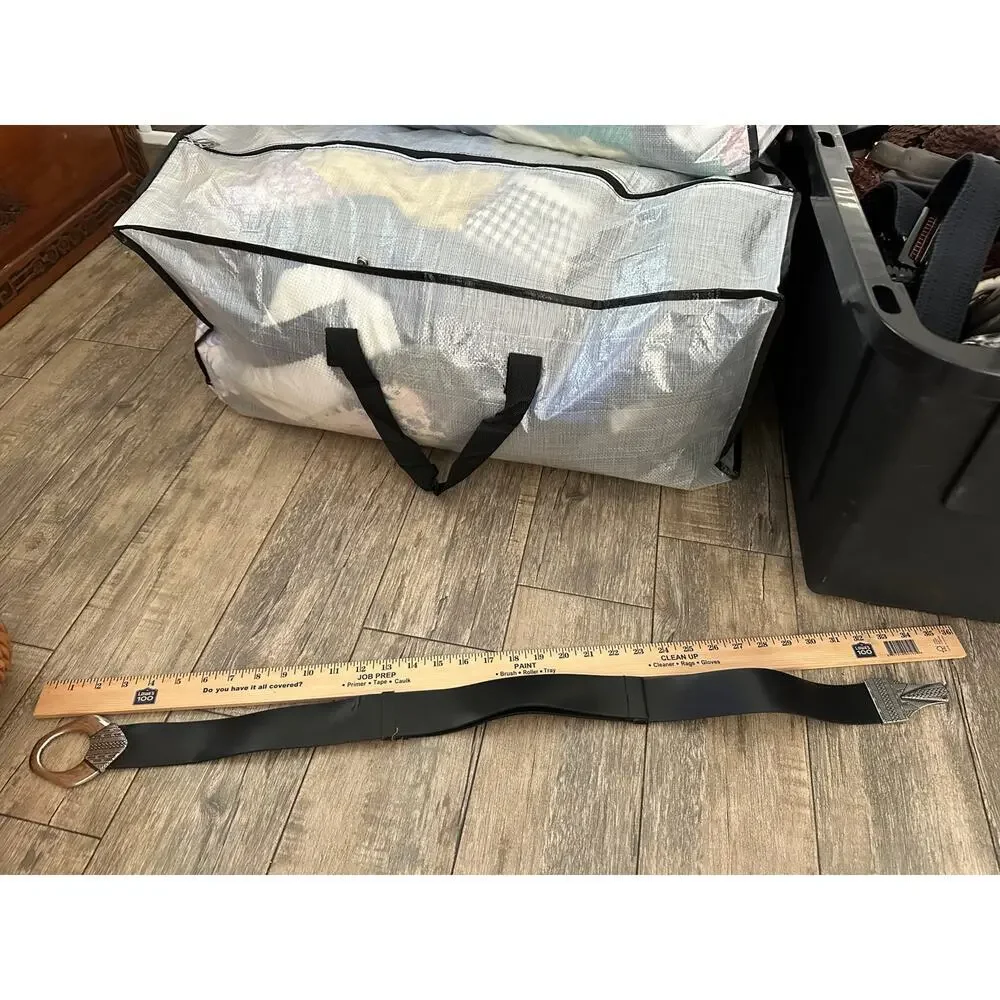 Chico’s Leather Aztec Design Hook Belt Black